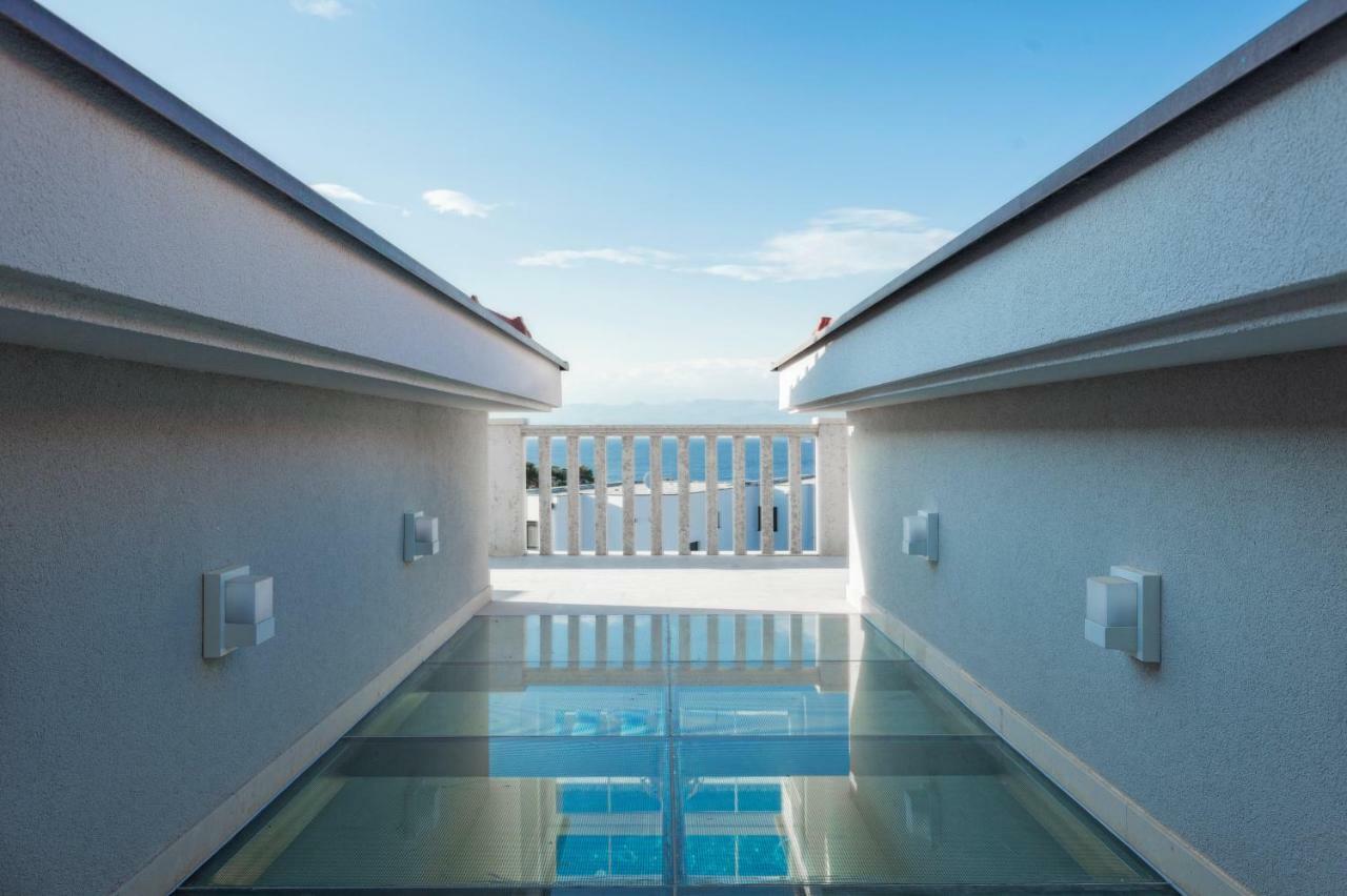 Luxury Apartments Vila Carissa Malinska Exterior photo